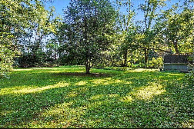 2064 Fairfield Pike, Springfield, OH 45502