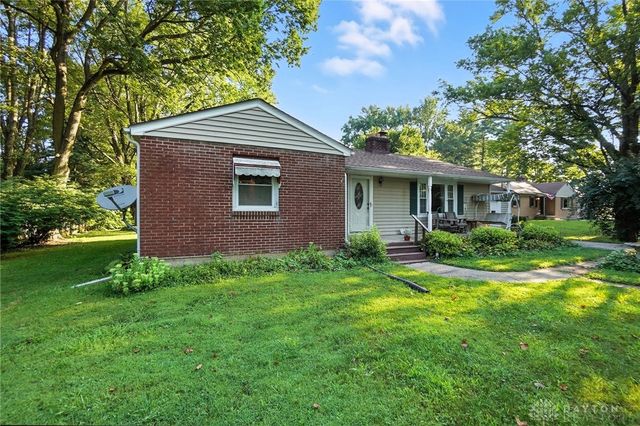 2064 Fairfield Pike, Springfield, OH 45502