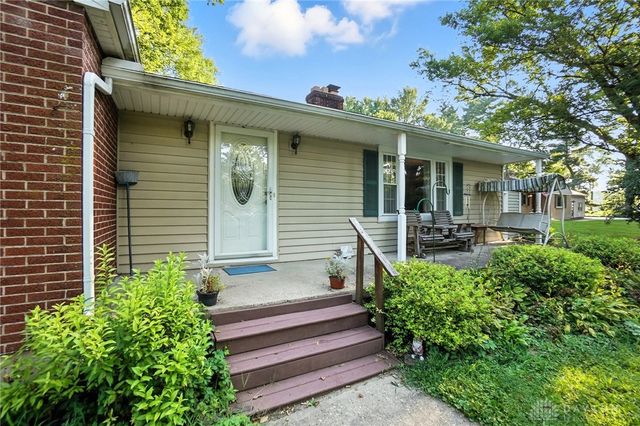 2064 Fairfield Pike, Springfield, OH 45502