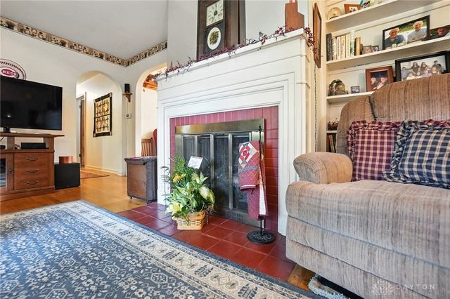 2064 Fairfield Pike, Springfield, OH 45502