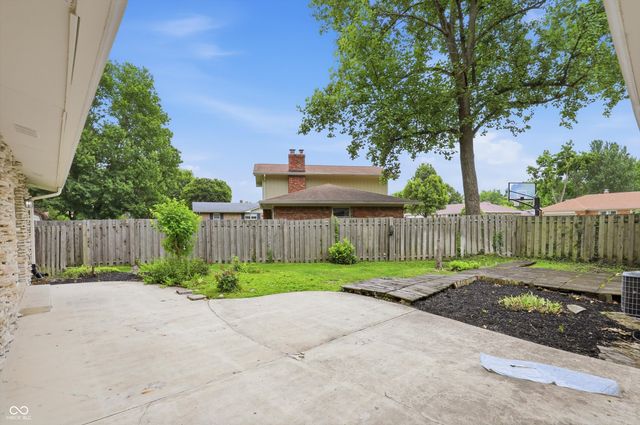 410 Beechview Lane, Indianapolis, IN 46217