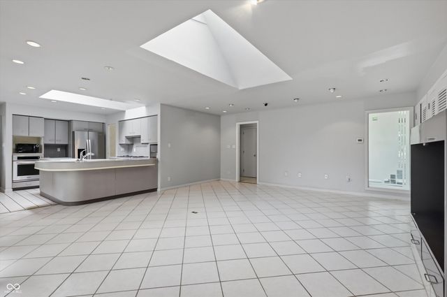 410 Beechview Lane, Indianapolis, IN 46217