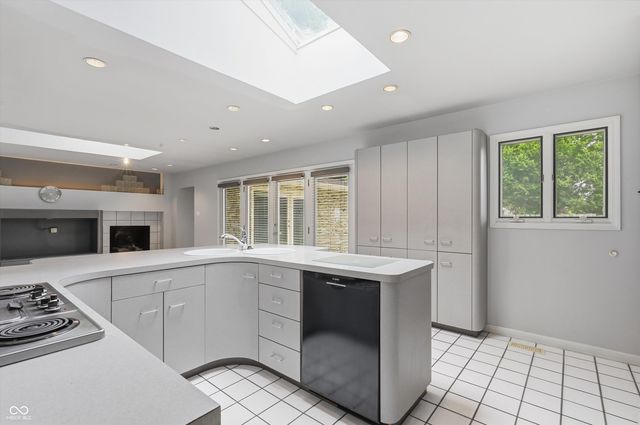 410 Beechview Lane, Indianapolis, IN 46217