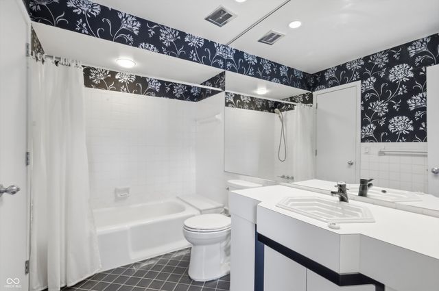 410 Beechview Lane, Indianapolis, IN 46217