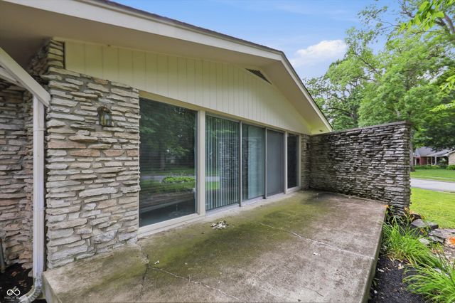 410 Beechview Lane, Indianapolis, IN 46217