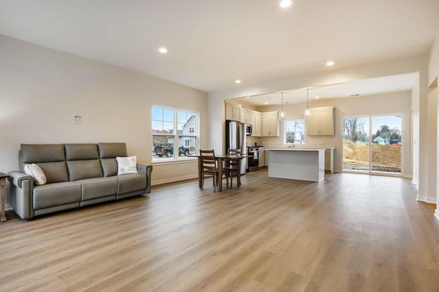 9625 Sapphire Lane, Portage City, MI 49002