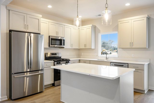 9625 Sapphire Lane, Portage City, MI 49002