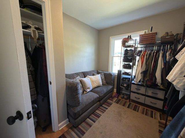 7501 W Vienna COURT, Milwaukee, WI 53216