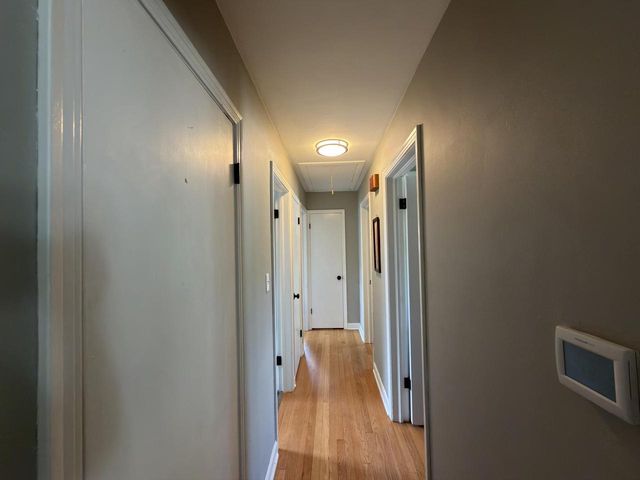 7501 W Vienna COURT, Milwaukee, WI 53216