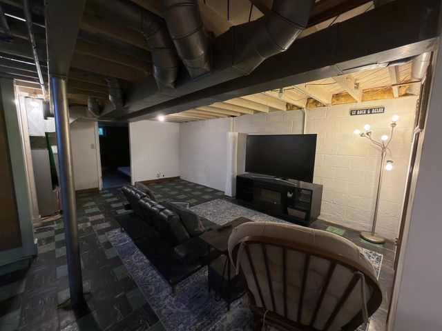 7501 W Vienna COURT, Milwaukee, WI 53216