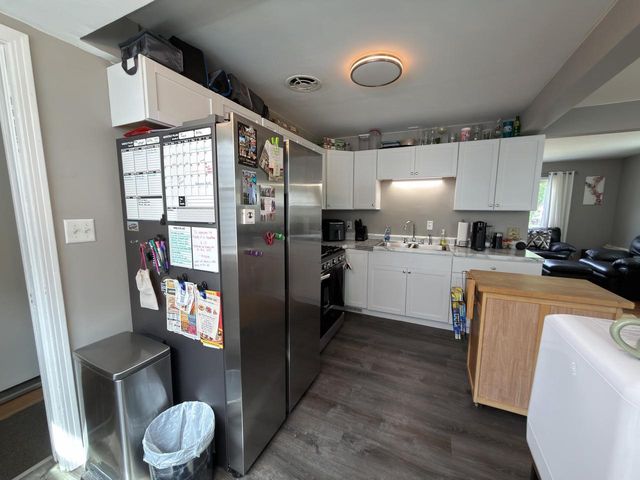 7501 W Vienna COURT, Milwaukee, WI 53216