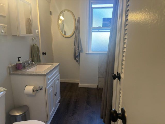 7501 W Vienna COURT, Milwaukee, WI 53216