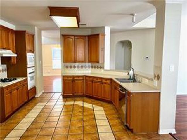 13012 Scofield Farms DR, Austin, TX 78727