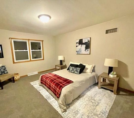 3380 County Road CC, Slinger, WI 53086