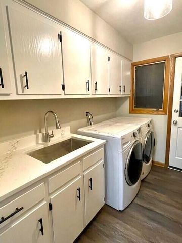 3380 County Road CC, Slinger, WI 53086