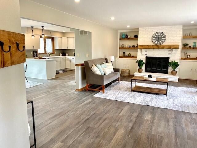 3380 County Road CC, Slinger, WI 53086