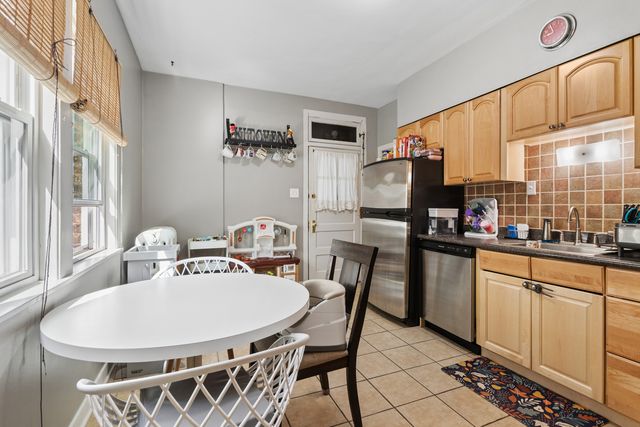 5316 W Pensacola Avenue, Chicago, IL 60641