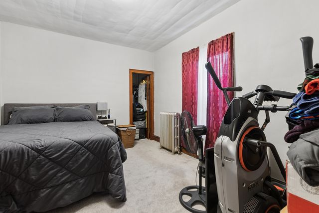 5316 W Pensacola Avenue, Chicago, IL 60641