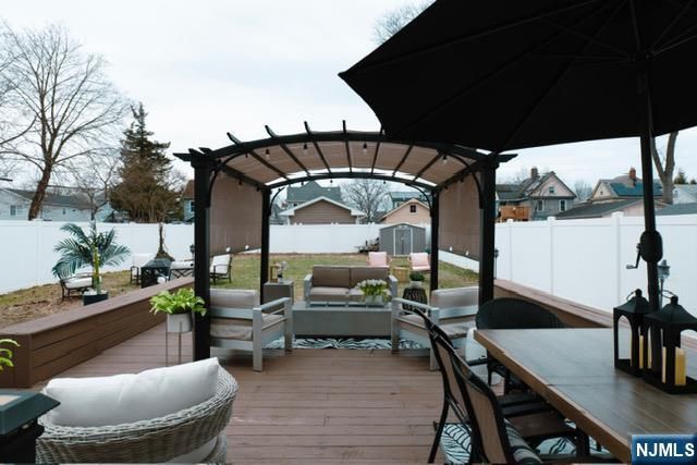 290 Elm Avenue, Bogota, NJ 07603