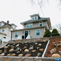 290 Elm Avenue, Bogota, NJ 07603