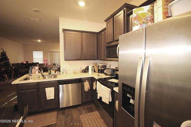 335 ARALIA Lane, Jacksonville, FL 32216