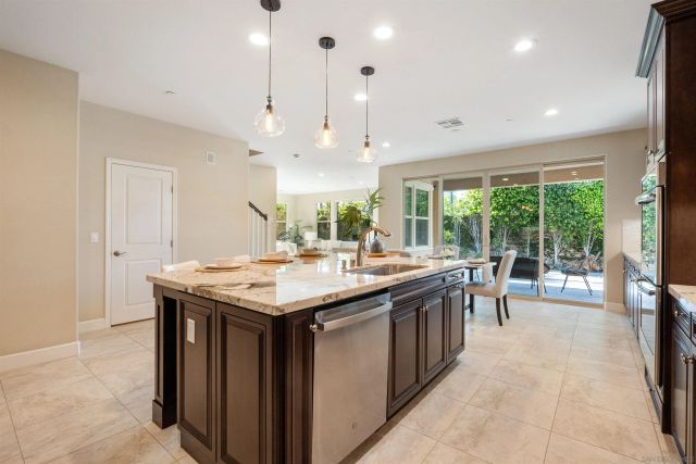 6732 Monterra Trl, San Diego, CA 92130