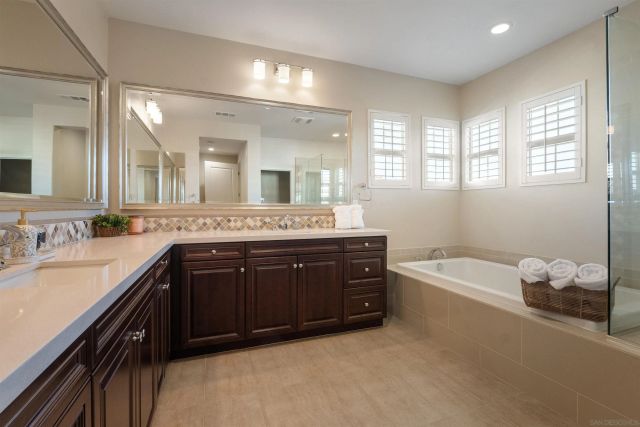 6732 Monterra Trl, San Diego, CA 92130