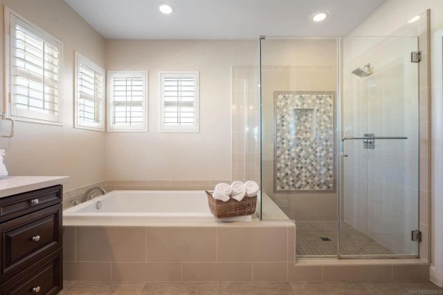 6732 Monterra Trl, San Diego, CA 92130