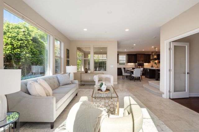 6732 Monterra Trl, San Diego, CA 92130