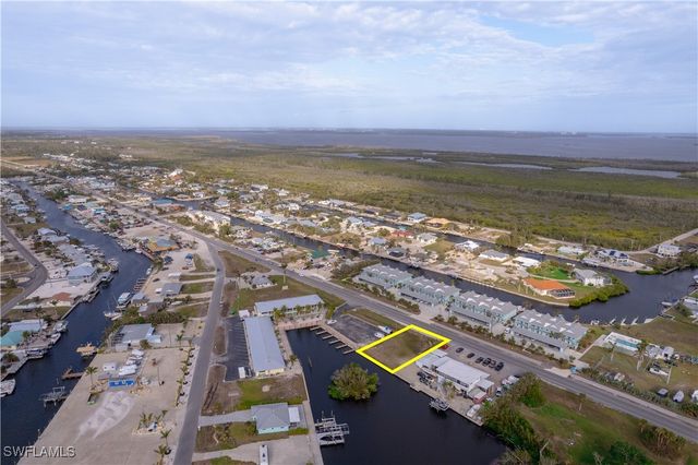 2891 Oleander ST, St James City, FL 33956