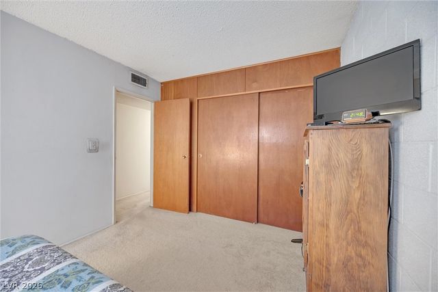 5198 Wilbur Street, Las Vegas, NV 89119