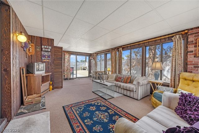 5198 Wilbur Street, Las Vegas, NV 89119
