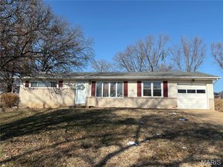 10569 Sonata Drive, St Louis, MO 63123