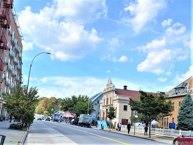 88-20 Parsons Boulevard 2C, Jamaica, NY 11432