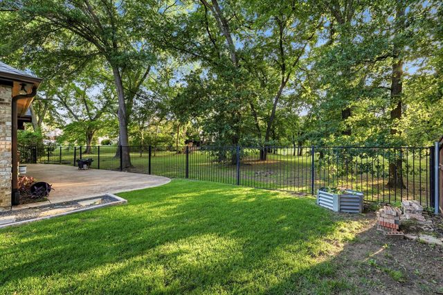 3001 Parkhaven Drive, Flower Mound, TX 75022