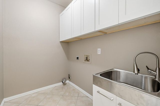 3001 Parkhaven Drive, Flower Mound, TX 75022
