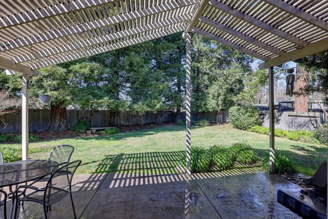 4401 The Ct, Sacramento, CA 95821