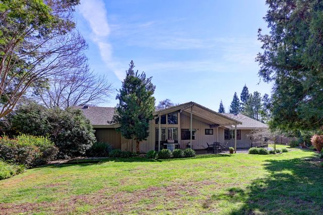 4401 The Ct, Sacramento, CA 95821