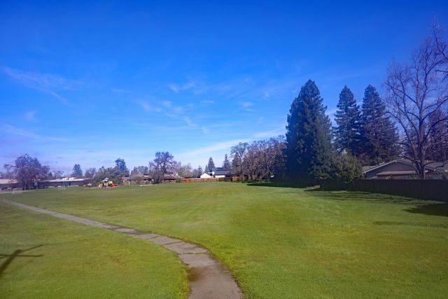 4401 The Ct, Sacramento, CA 95821