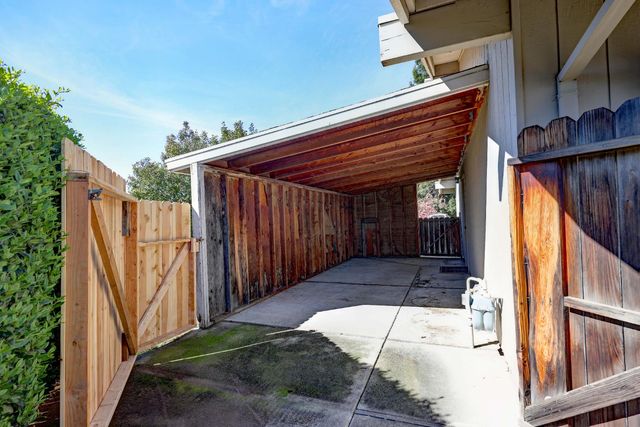 4401 The Ct, Sacramento, CA 95821