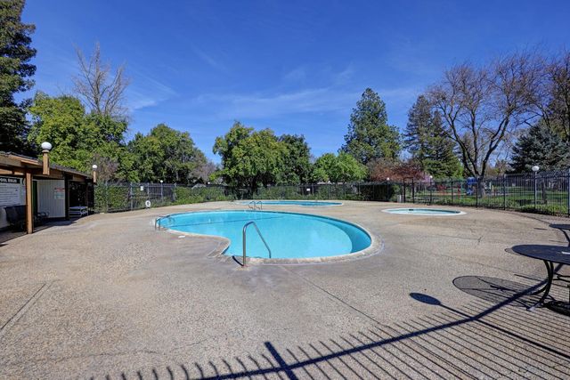 4401 The Ct, Sacramento, CA 95821