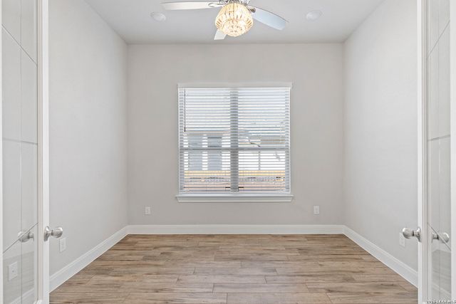 9015 Mendrin Rdg, Fair Oaks Ranch, TX 78015