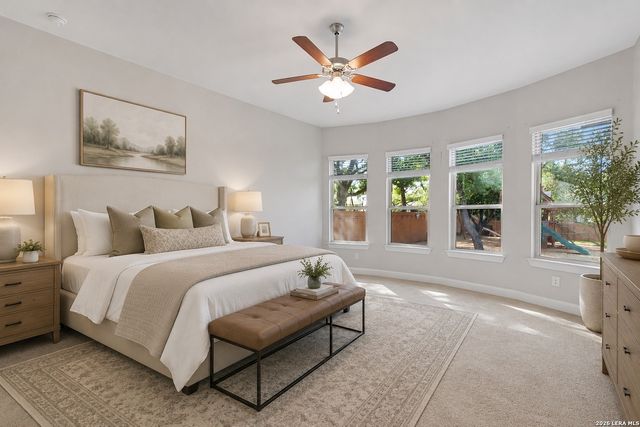 9015 Mendrin Rdg, Fair Oaks Ranch, TX 78015