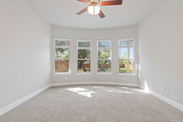 9015 Mendrin Rdg, Fair Oaks Ranch, TX 78015