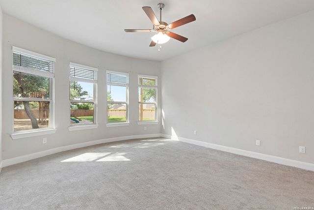 9015 Mendrin Rdg, Fair Oaks Ranch, TX 78015