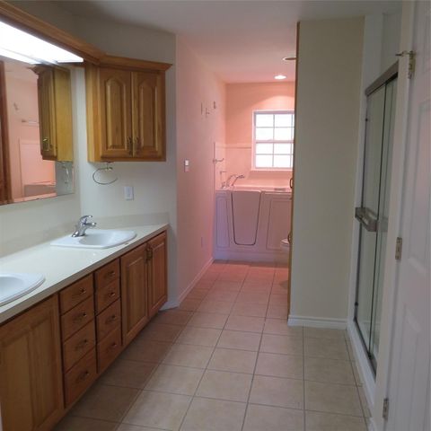 651 Sam Houston Loop, Point Blank, TX 77364