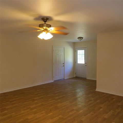 651 Sam Houston Loop, Point Blank, TX 77364