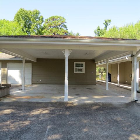 651 Sam Houston Loop, Point Blank, TX 77364