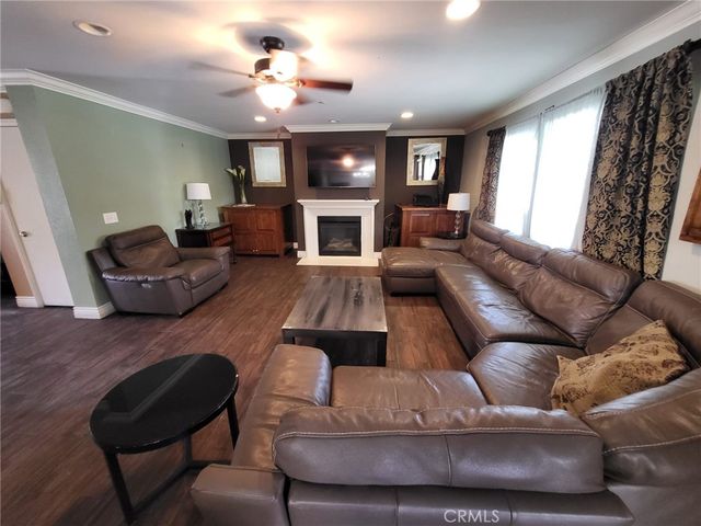 3060 Emerald, Lancaster, CA 93535