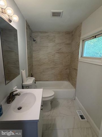 5247 NELSON AVE, Baltimore, MD 21215